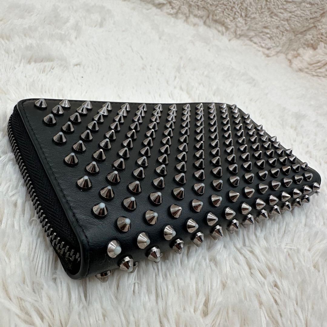 ✨美品✨ルブダン　長財布　ラウンドジップ　スタッズ　パネトーネ　レザー　黒