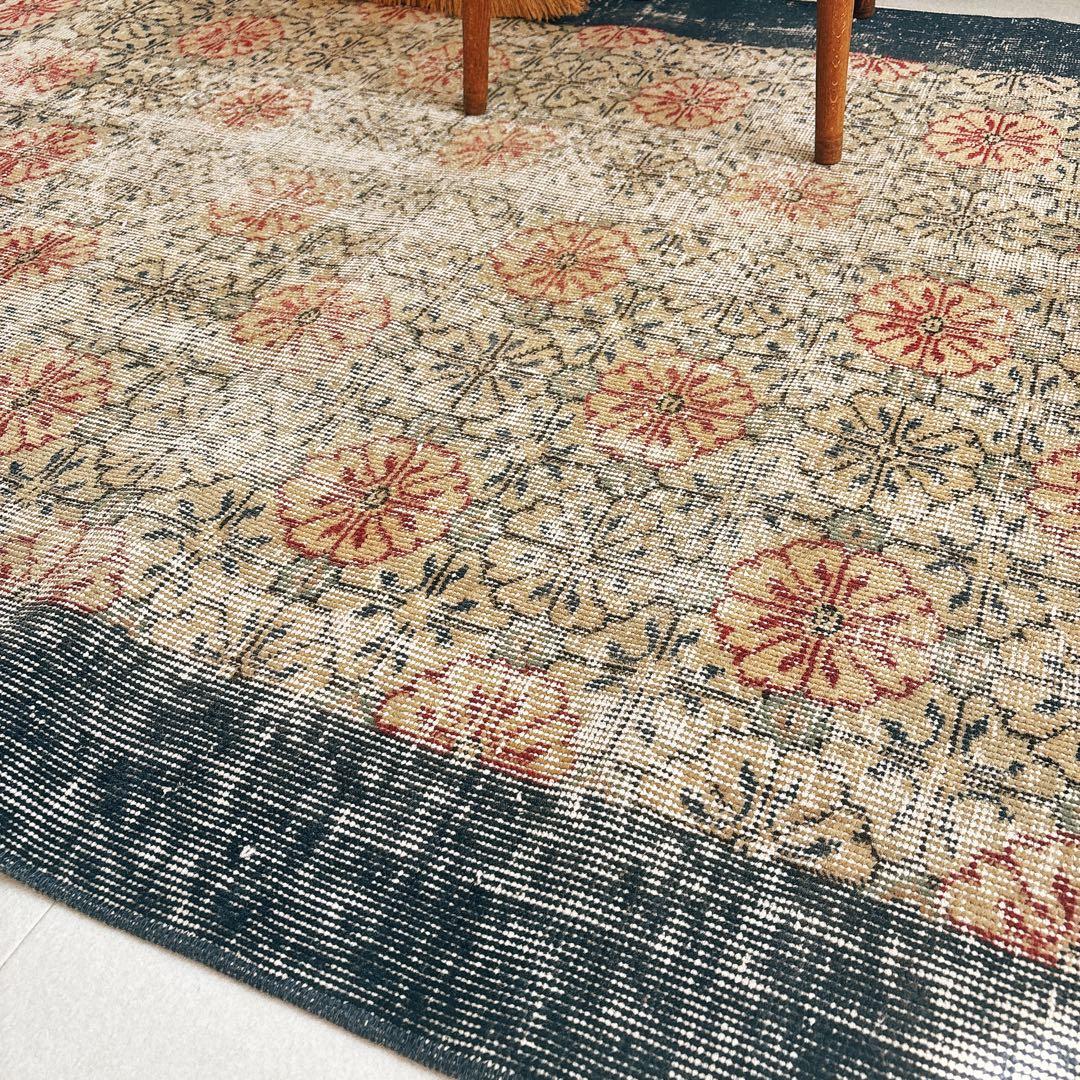 ハト 　トルコ　ヴィンテージラグ　ボタニカル　ネイビーフレーム