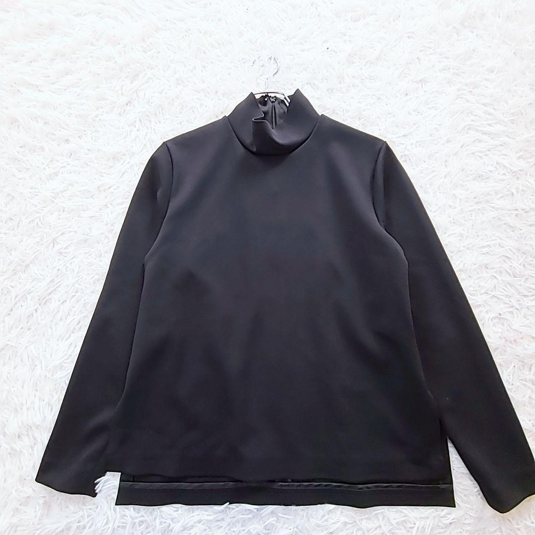 2024AW 極美品アドーア 完売色 黒 ストレッチダンボールカットソー