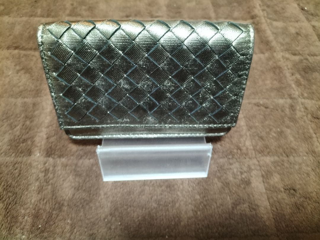 Bottega Veneta メタリックグレー 名刺入れ