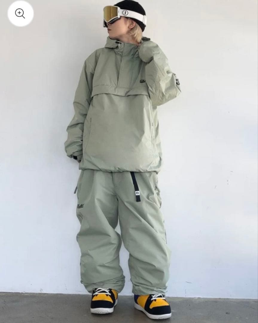 【あや】OUTLAX スノボウエア　上下セット