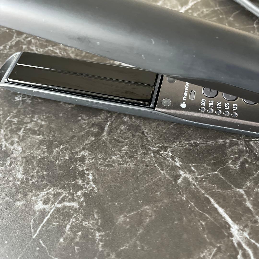 naonao Panasonic EH-HS0Jナノケアストレートアイロン