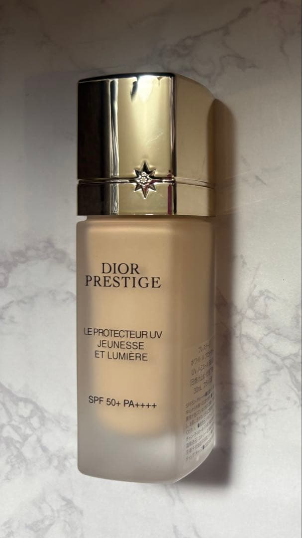 DIOR プレステージ ホワイト ル プロテクター UV ルミエール BB 00