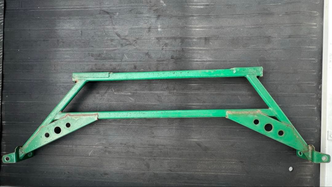 200系　ハイエース ワイド用 リヤブレース モデリスタ　補強パーツ