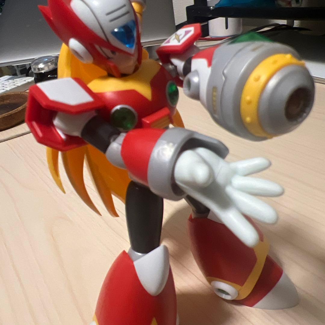 【組立済】コトブキヤ ロックマンX ゼロ プラモデル フィギュア　ZERO