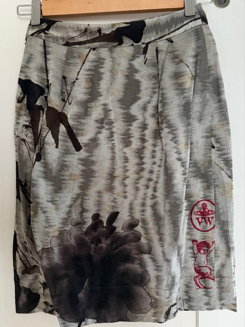 ヴィヴィアンウエストウッド スカート