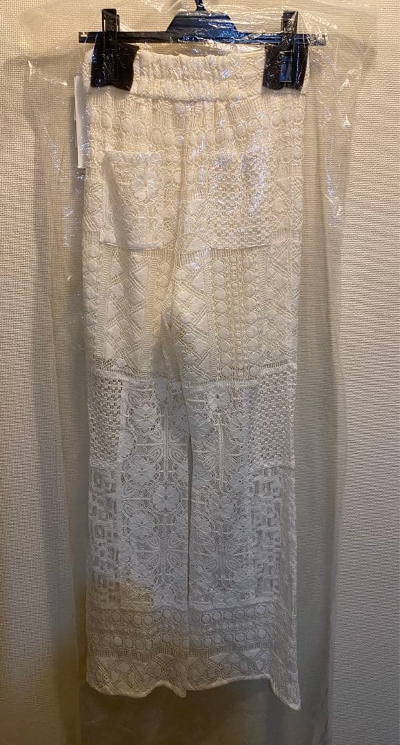 完売品 新品タグ付き LILY BROWN パッチワークレースフレアパンツ