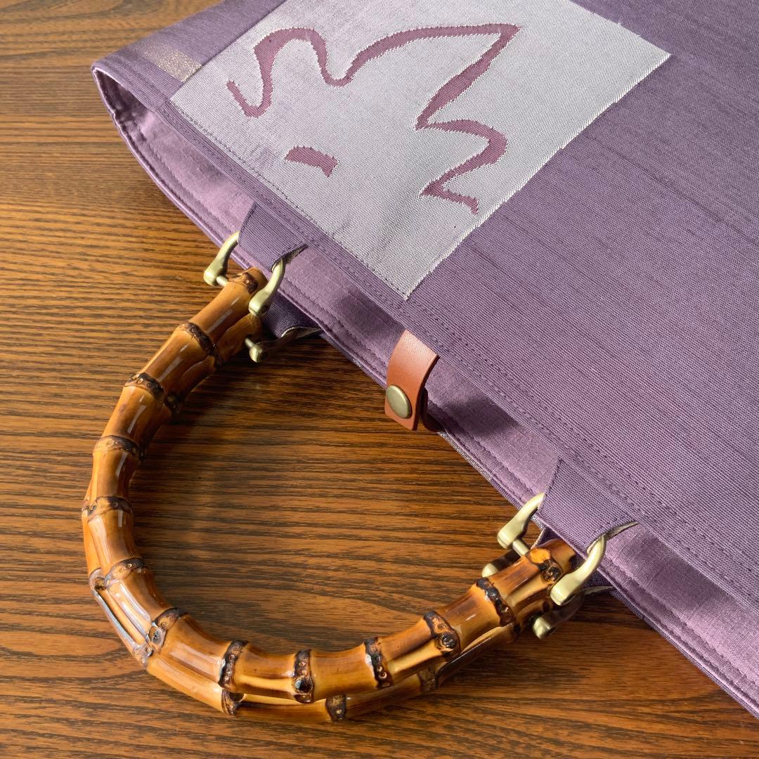 A4サイズ対応　紬帯　銀の香炉と金の枝花　リメイク　バンブーハンドルバッグ