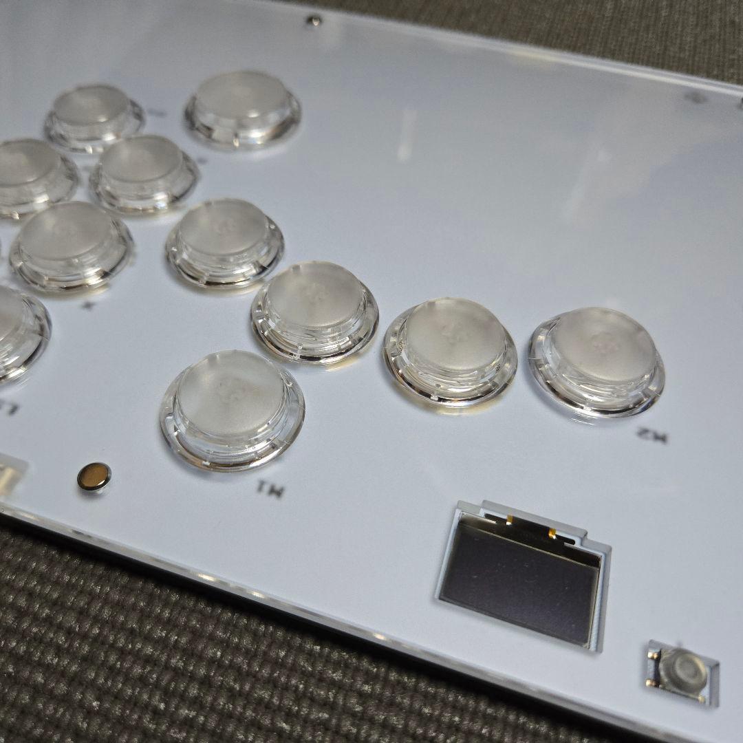 Haute42 R16 ホワイト レバーレスコントローラー