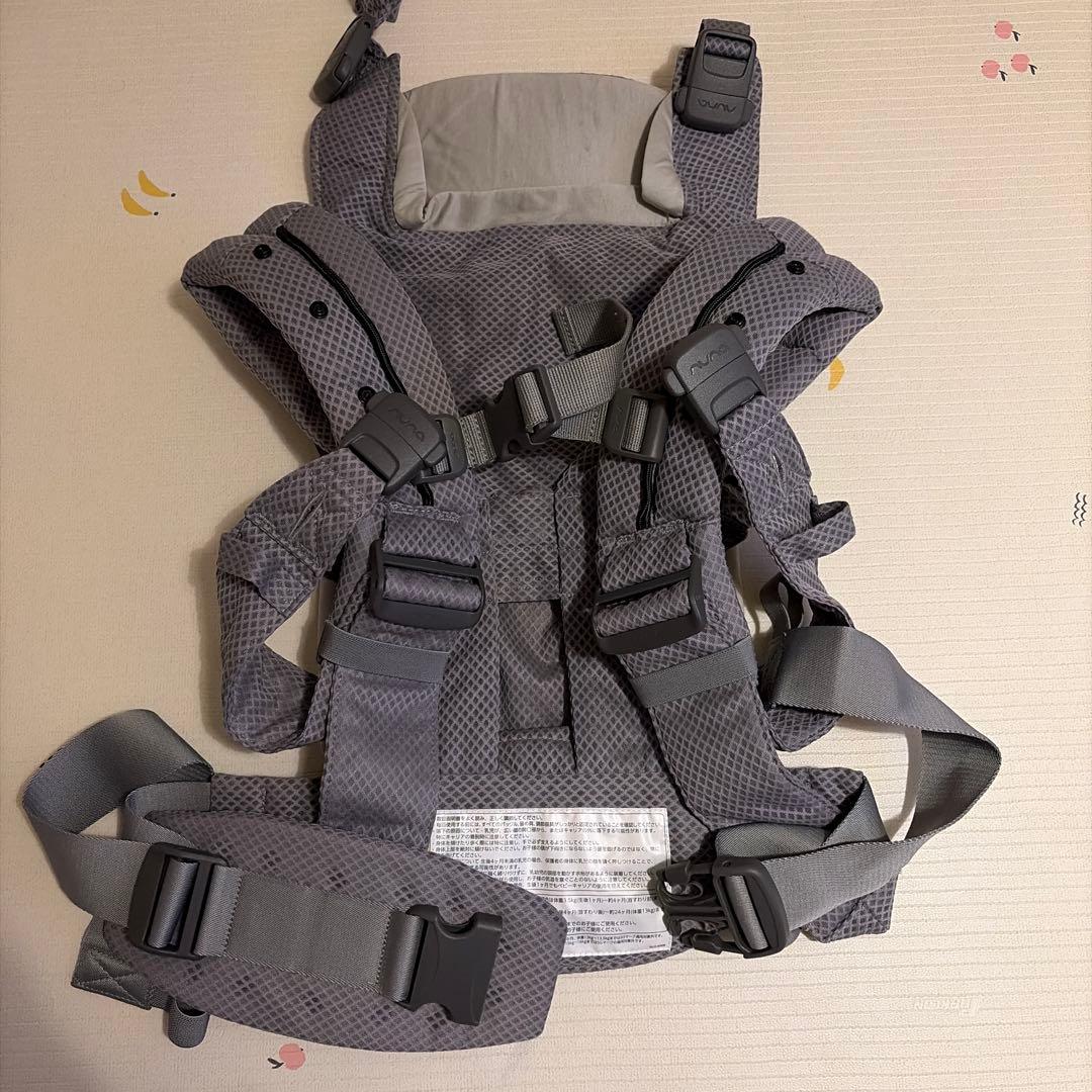 【美品】nuna CUDL clik ヌナ　カドルクリック　抱っこひも