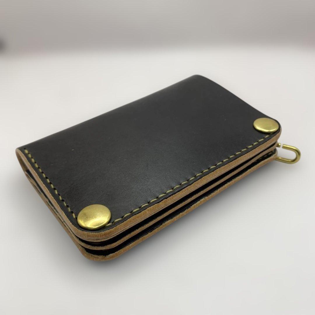 無骨！お札折らずに収納できる無骨な手染めミドルトラッカーウォレット BTW