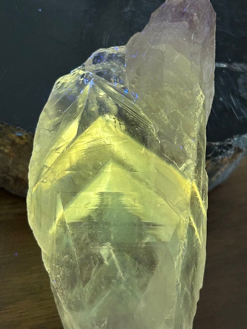 バイーア州産 ファントムアメジスト 原石 ラベンダーの幻影