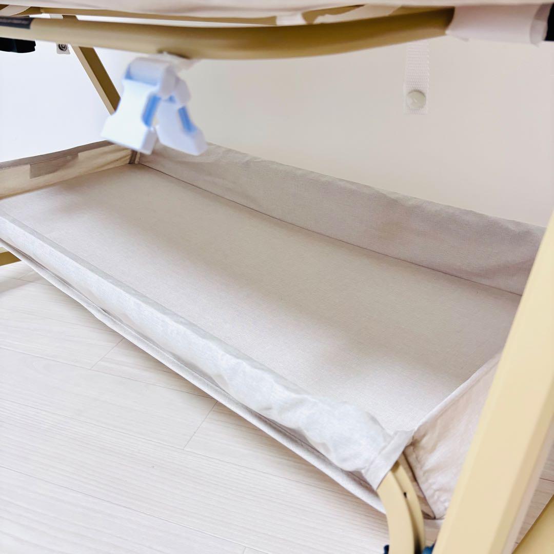 【美品】HZDMJ ベビーベッド　ベージュ　折り畳み 添い寝　ベッド