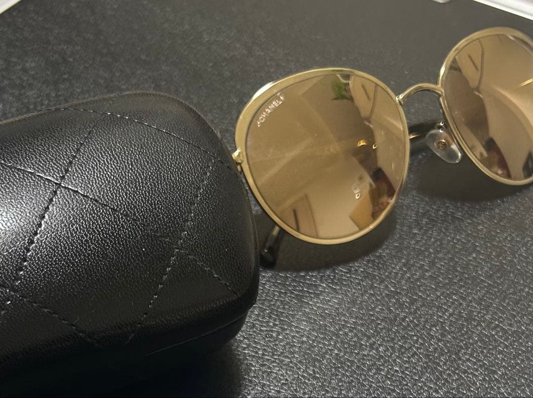 今市隆二着用　CHANEL ゴールドラウンドサングラス ケース付き