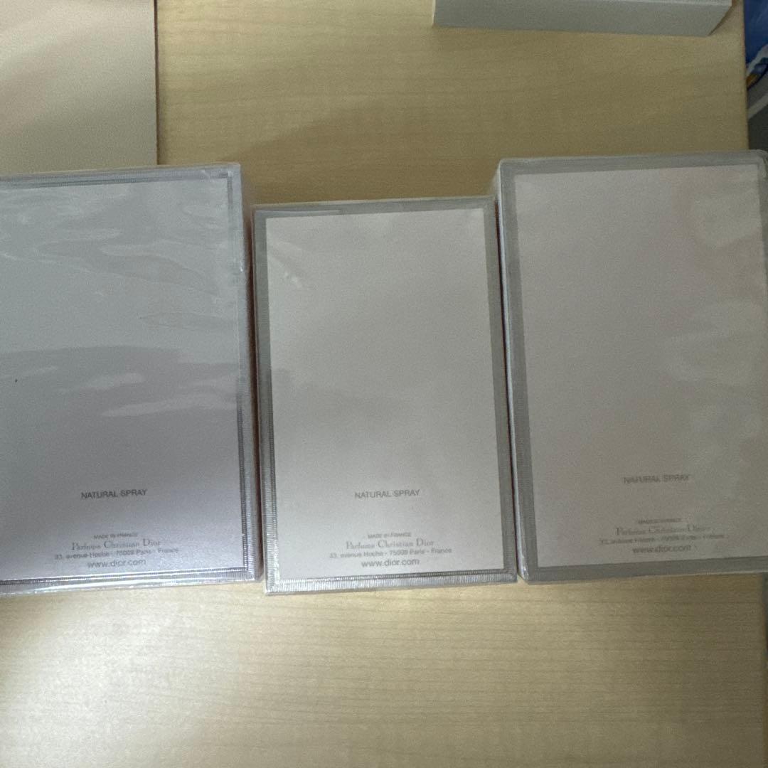 Miss Dior BLOOMING BOUQUET 3本セット