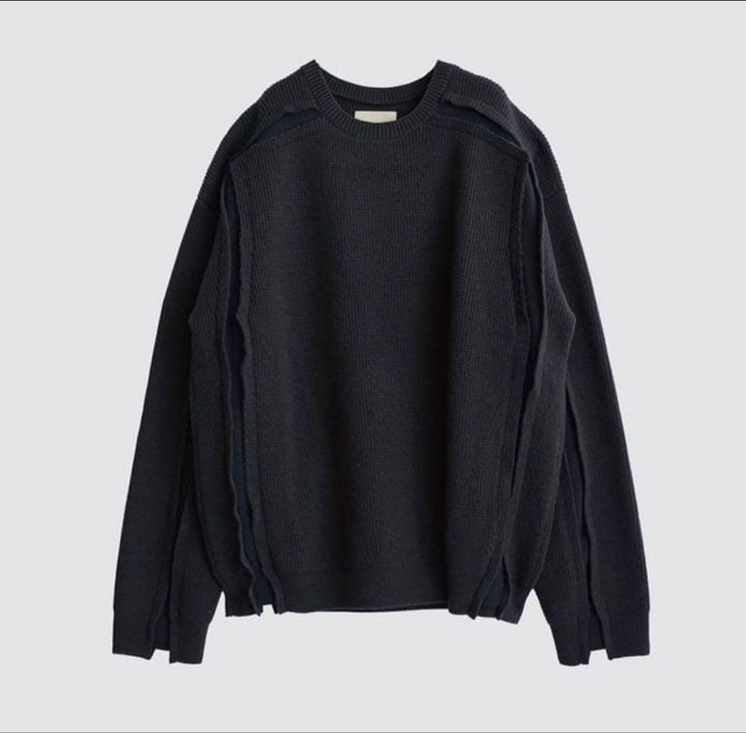 トップス Yoke broken crew neck