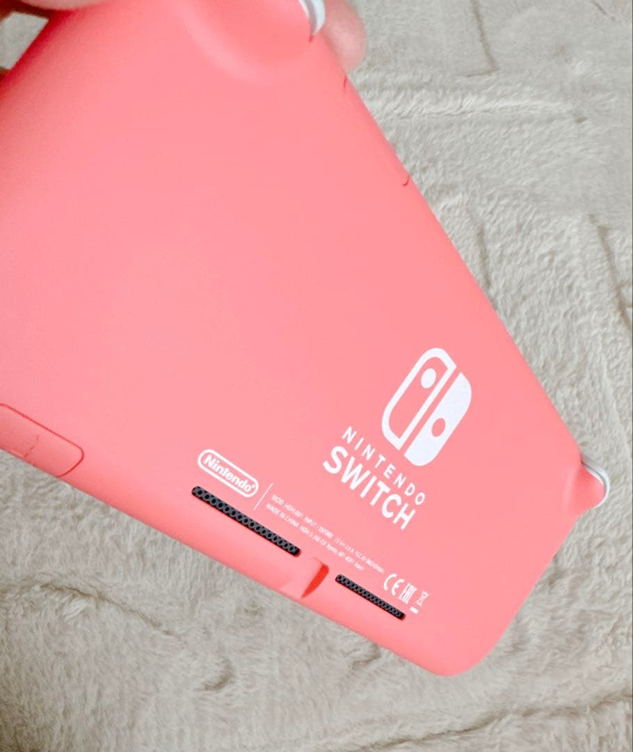 【美品】※おまけ付き※Nintendo Switch Lite コーラルピンク