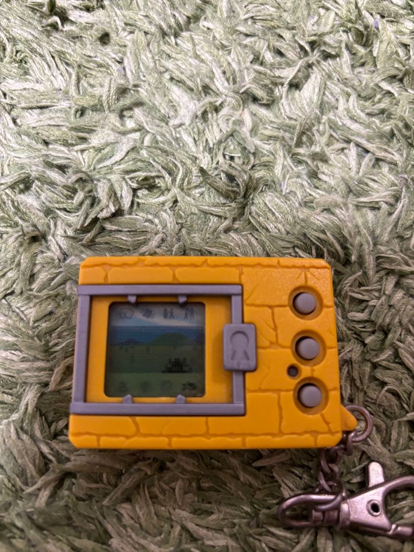 デジモン 赤と黄色2個 &攻略本3冊(攻略本別売り可能)