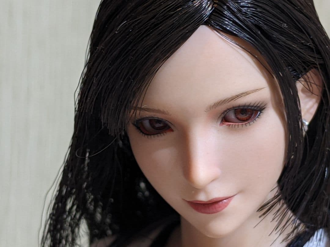 1/6 ティファ ホワイトタンクトップ と ブラックショートスカート.Ver