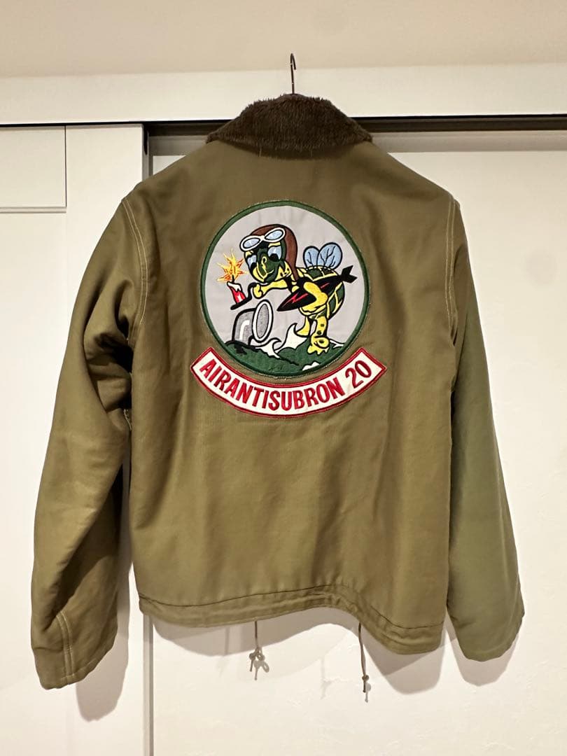 バズリクソンズ　N-1デッキジャケット　オリーブカラー　Lサイズ