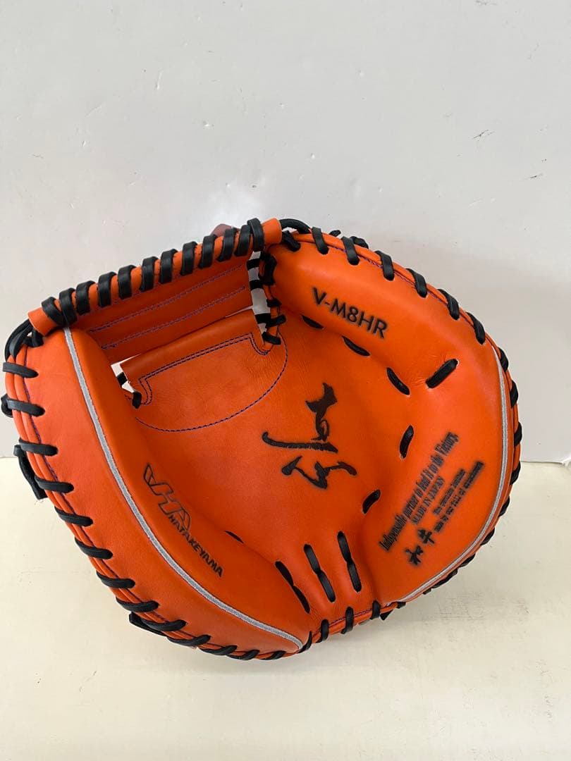 新品未使用　ハタケヤマ　硬式キャッチャーミット　M8型　Vオレンジ
