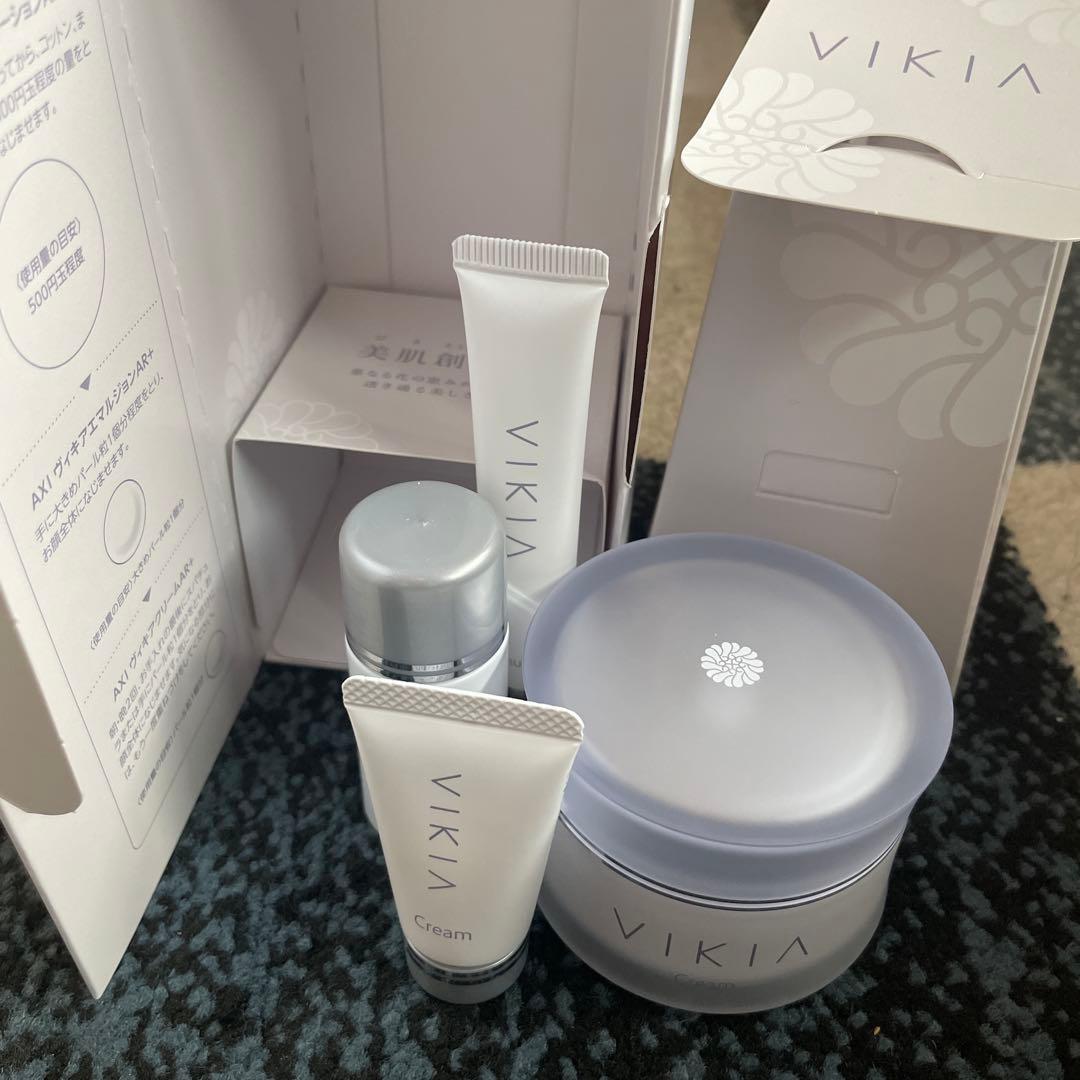 VIKIA スキンケアセット