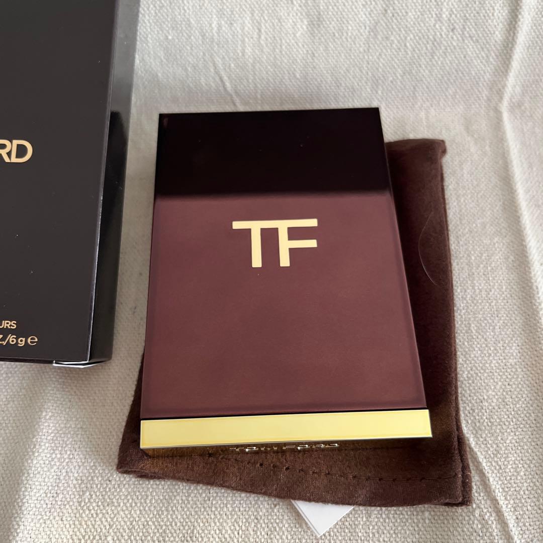 トムフォード　アイ カラー クォード42A ヘイズィ センシュアリティ