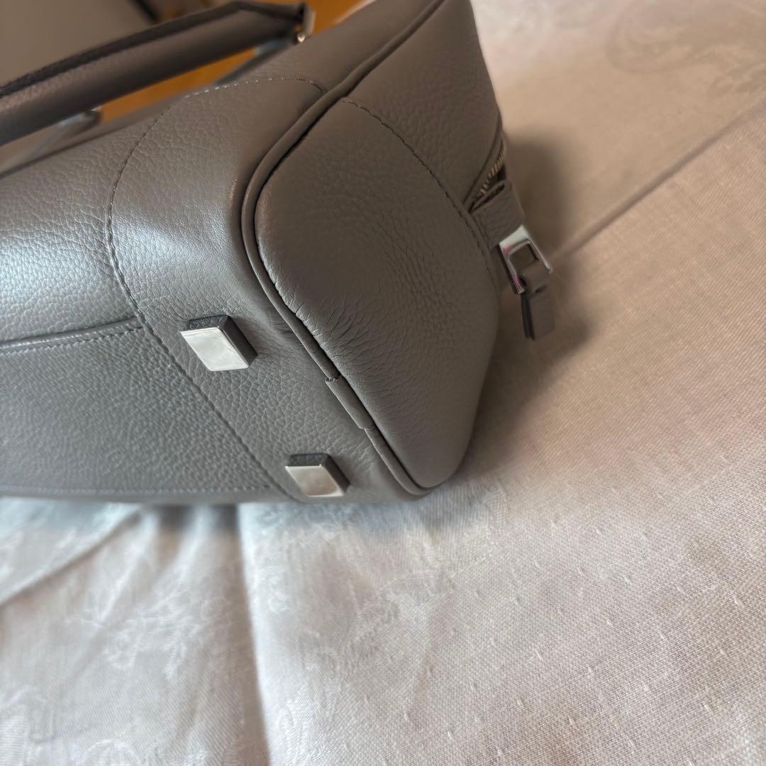 LOEWE ロエベ アマソナ23 ソフトグレインカーフ パールグレー