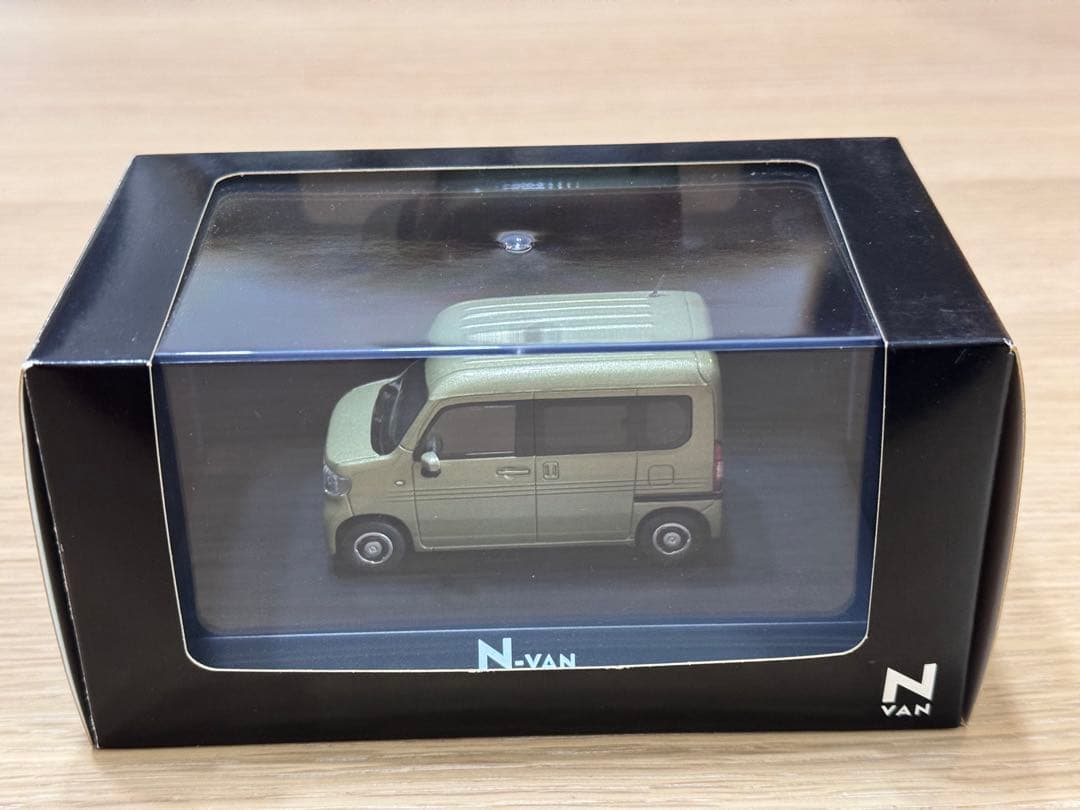 ホンダ N-VAN☆ミニカー オリーブグリーン1/43 非売品