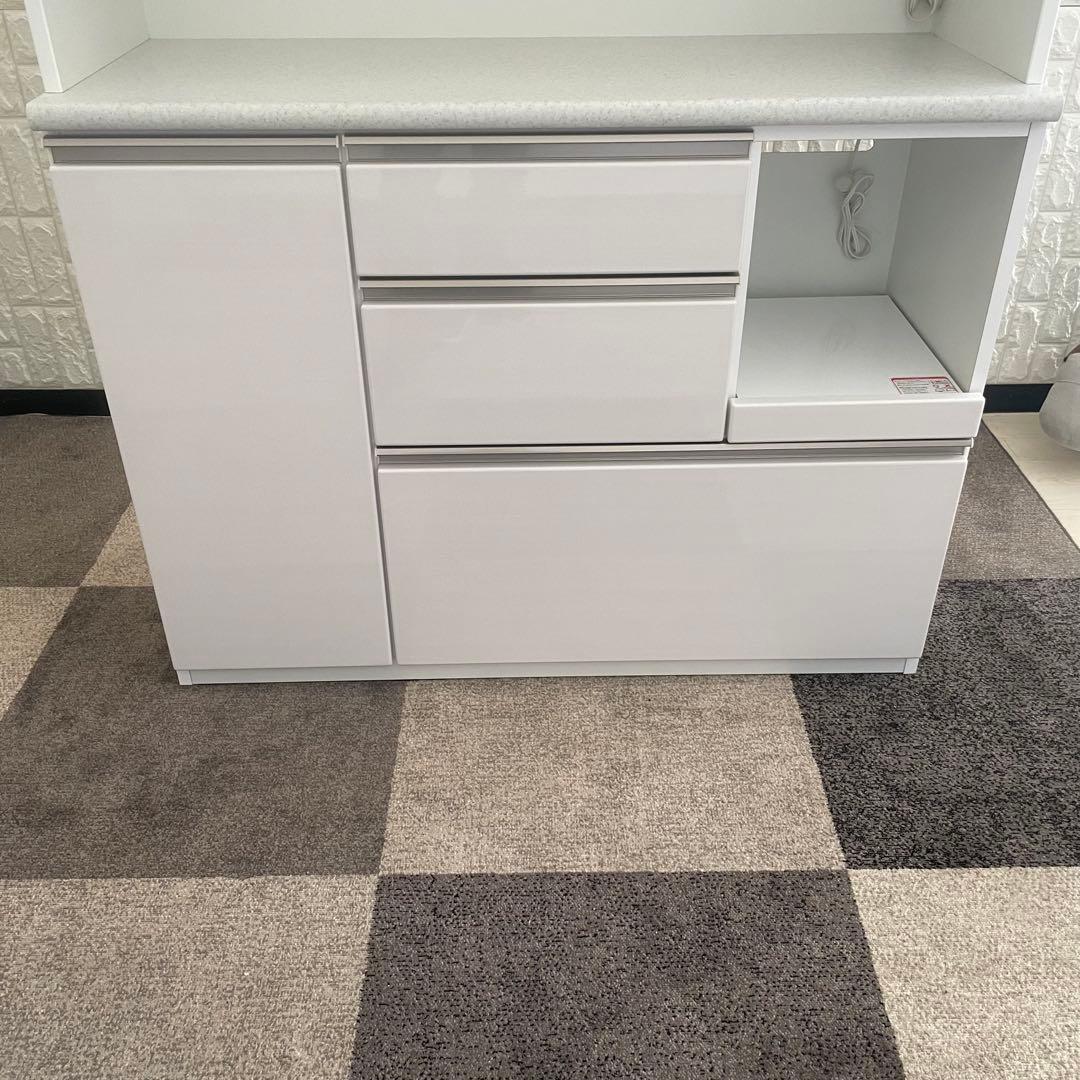 都内23区送料無料✨ニトリ✨ 食器棚　アルミナ2 幅120cm