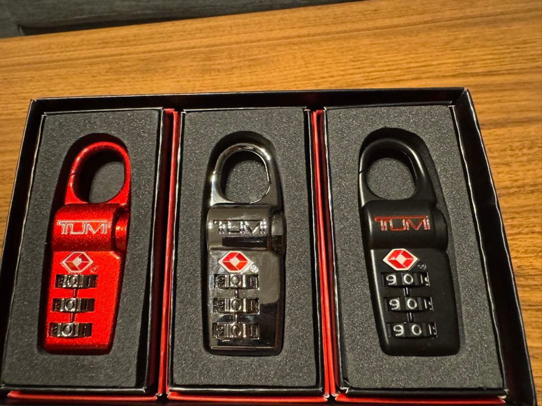 【新品未使用品】TUMI TSAロック3個セット