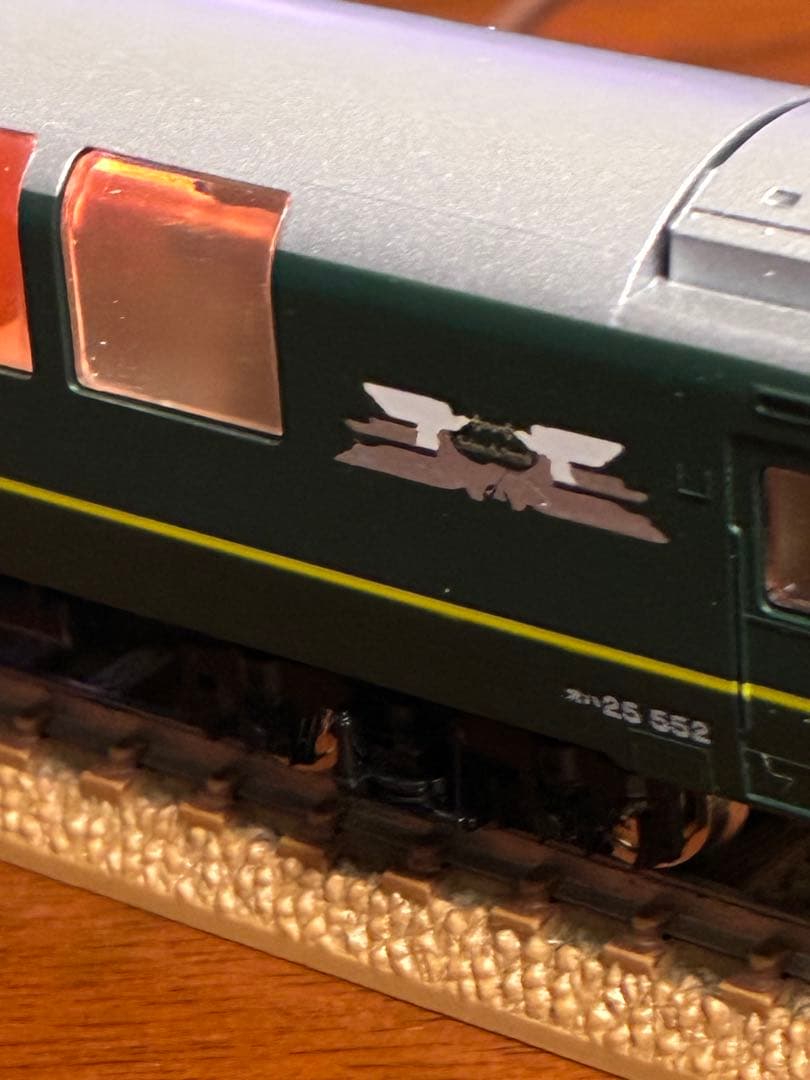 ゆ*ん様 トワイライトエクスプレス24系細部加工品　tomix ライト室内灯点灯