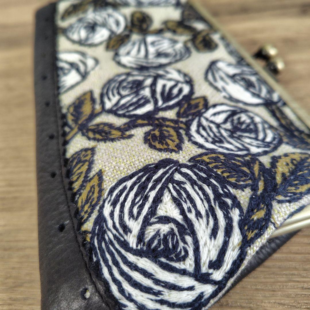 ま*る様 【ラスト1点】ミナペルホネン/Rosyロージィベージュ牛革黒/がま口牛