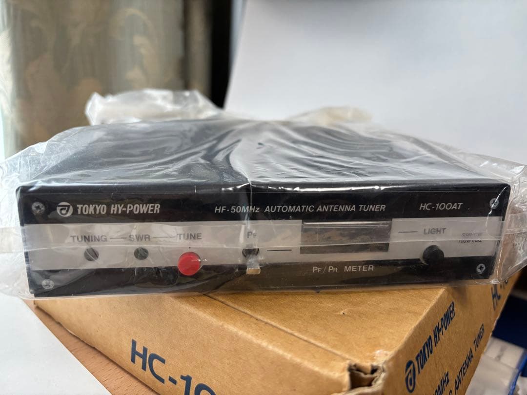 TOKYO HY-POWER HC-100AT 自動アンテナチューナー