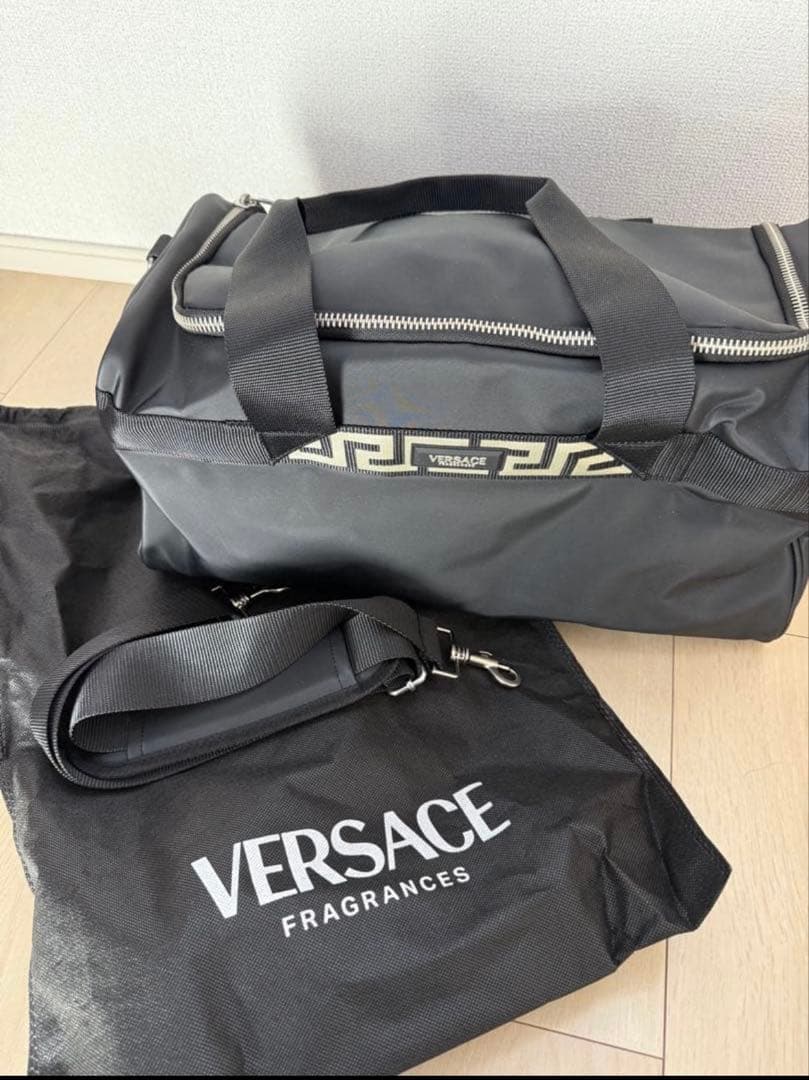 versaceベルサーチェ　ボストンバッグ　トラベルバッグ　ブラック