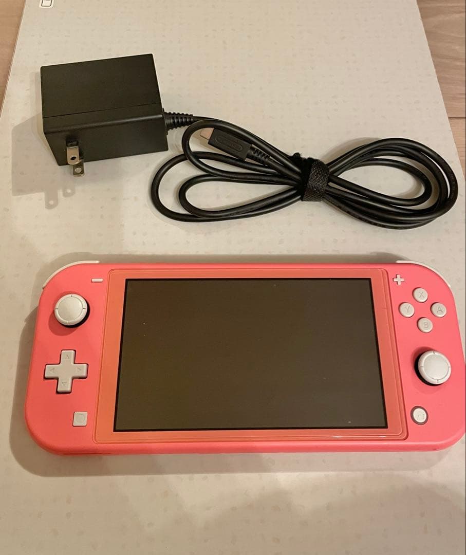 Switch Lite コーラル　充電ケーブル付き