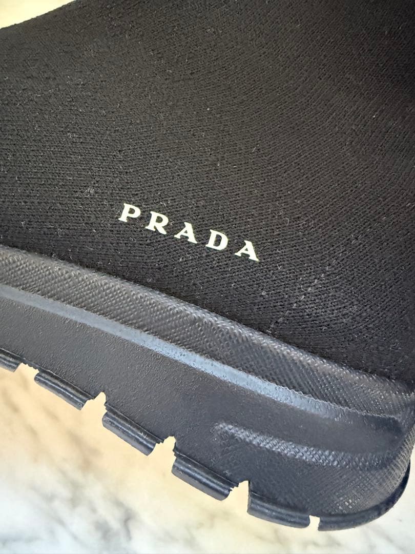 PRADA ブラック ニットブーツ