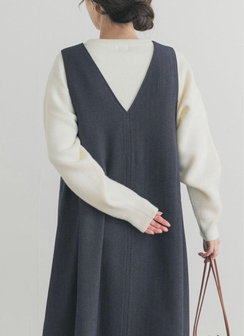 新品タグ付き　DOORS メランジBACKタックフレアジャンスカ