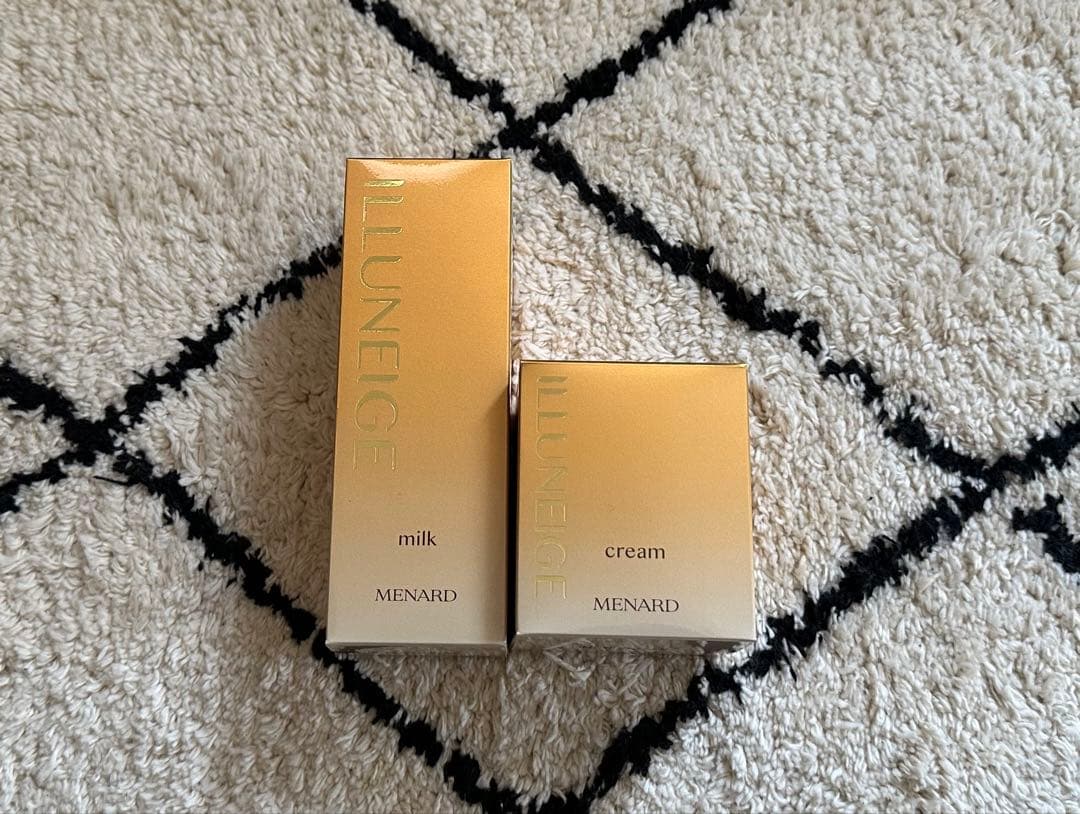 メナードイルネージュミルクローショ&クリーム2点セット