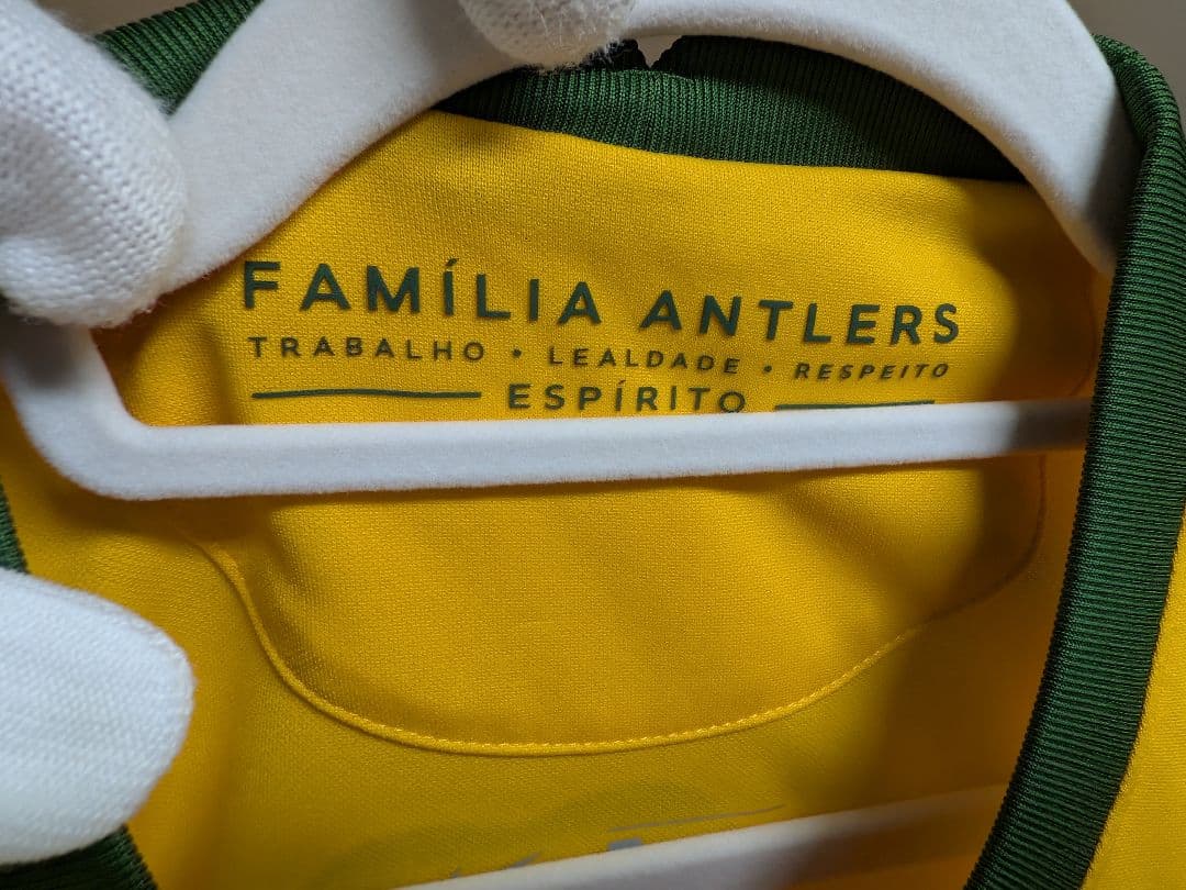 く*ろ様 【鹿島アントラーズ】30周年ジーコサイン入りユニフォーム　新品未使用タ