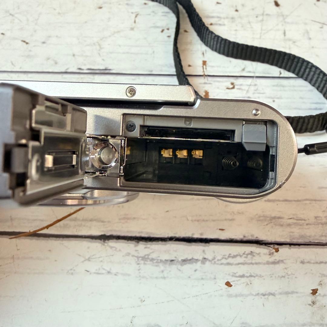 CASIO カシオ EXILIM EX-ZR1700 シルバー デジタルカメラ