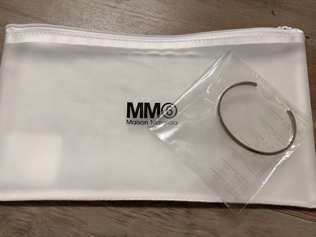 【MM6】Numericミニマルシグネチャーカフブレスレット2025SS