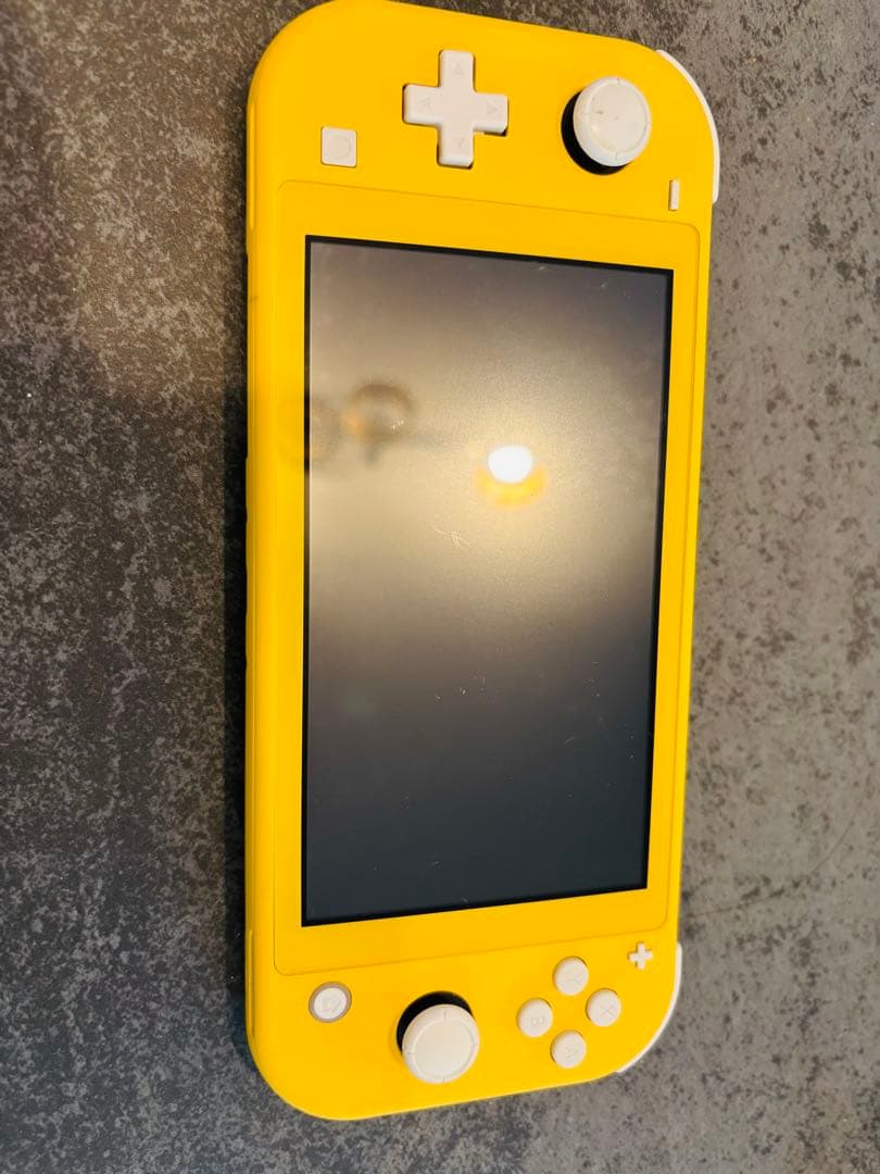 【合馬公式アカウント1様】Nintendo Switch Lite イエロー