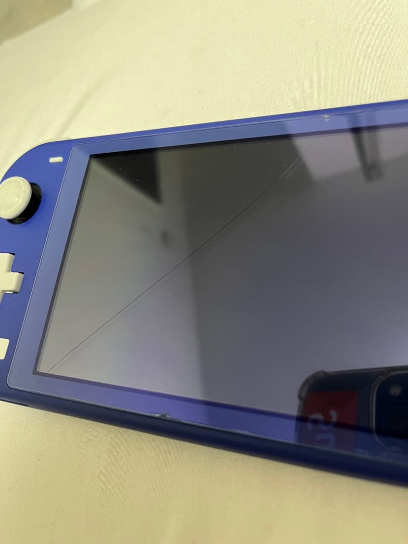 Nintendo Switch Lite 青傷あり