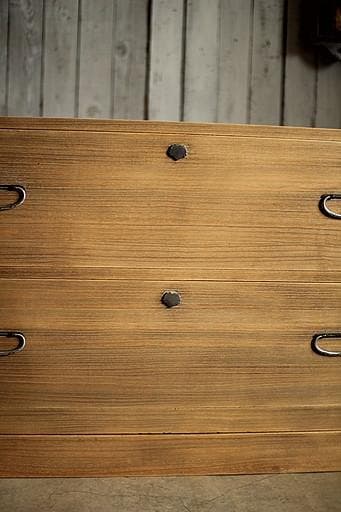 古い木製の引き出し2段　チェスト　桐箪笥 昭和レトロ　タンス　古家具　古民家