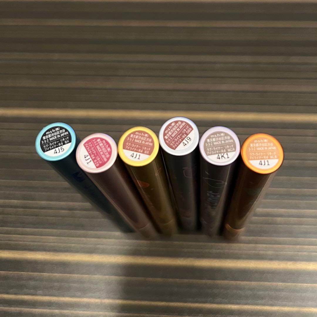 ラブ・ライナー リキッドアイライナー（ちいかわ　シーサーデザイン） 6色セット