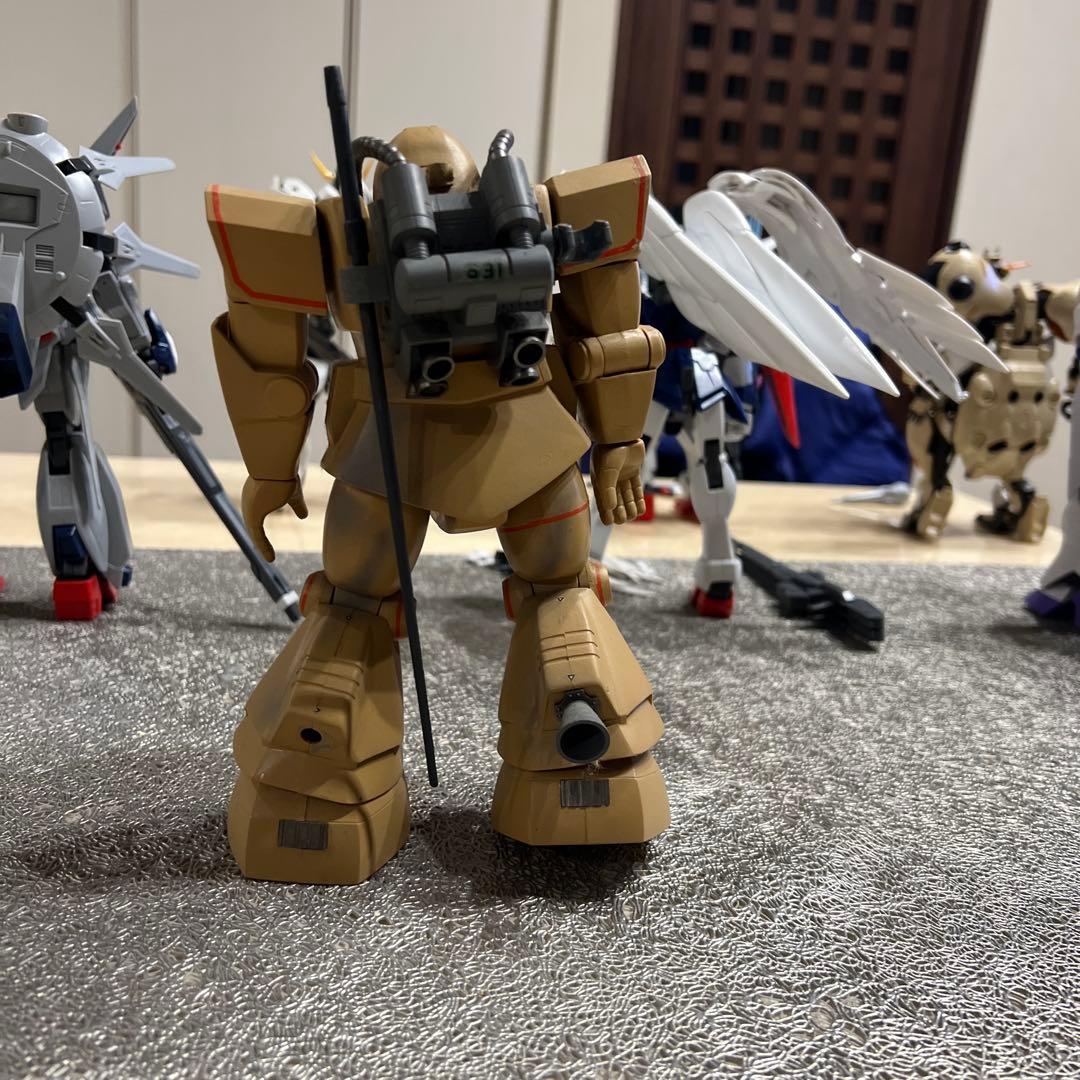 ガンダムモデル 10体　完成品（ジャンク）