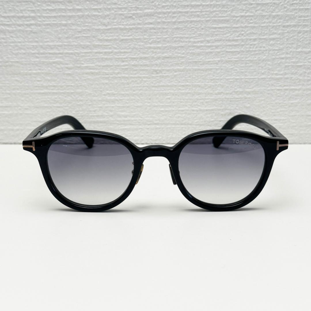 使用少トムフォード サングラス TF977-D 01B 48 ブラック