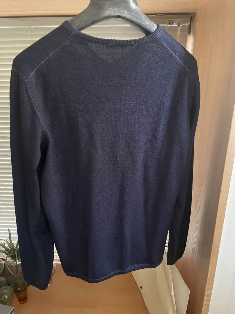 【美品】クルチアーニ　Vネックニット46