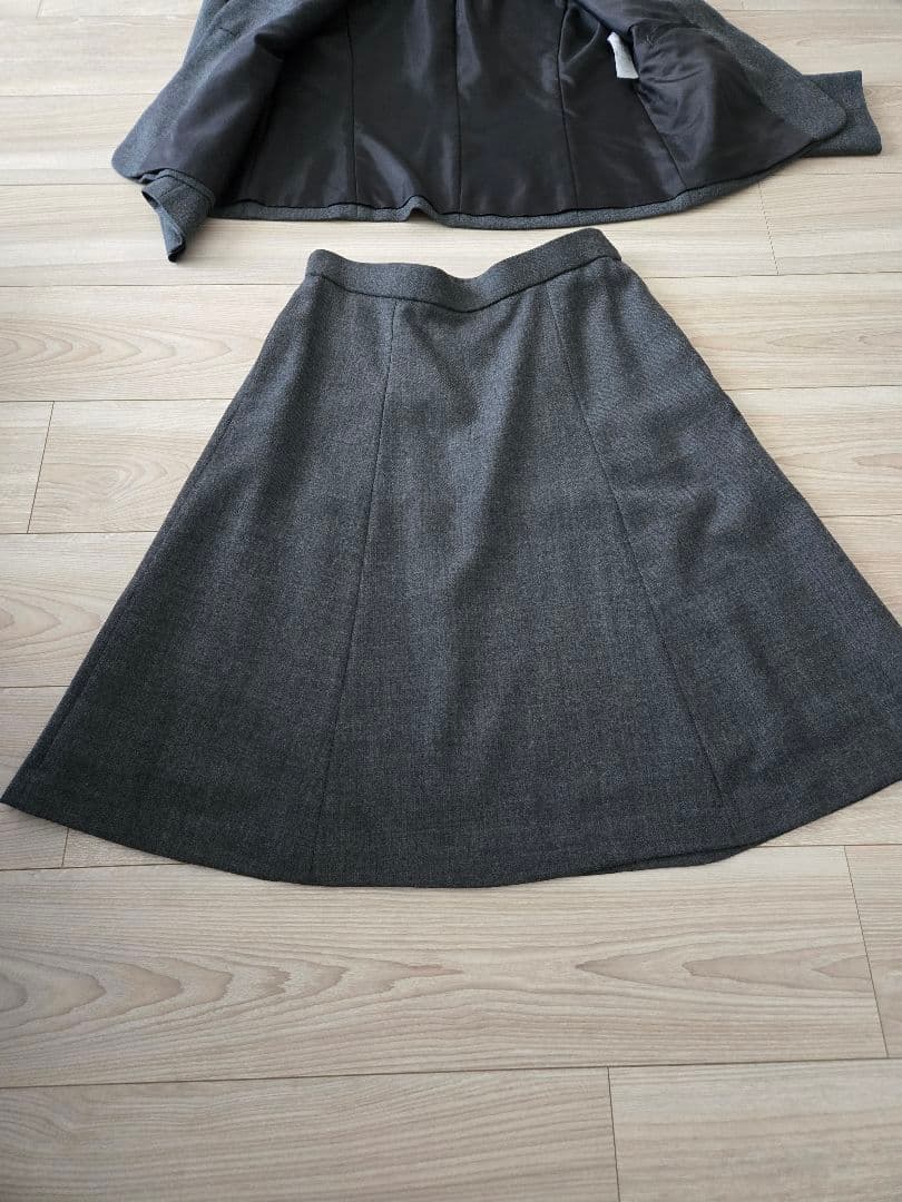 最終価格　組曲　秋冬ウール100%スカートスーツ上下　11号　ONWARD